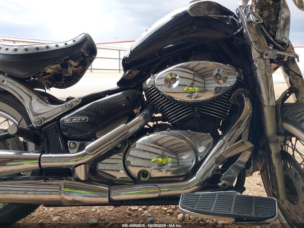 JS1VS55A052111572 2005 SUZUKI C50 photo no. 8