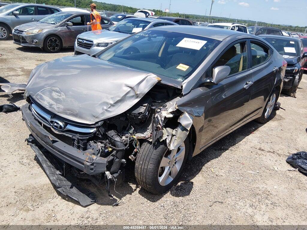 5NPDH4AE2DH213827 2013 HYUNDAI ELANTRA photo no. 2