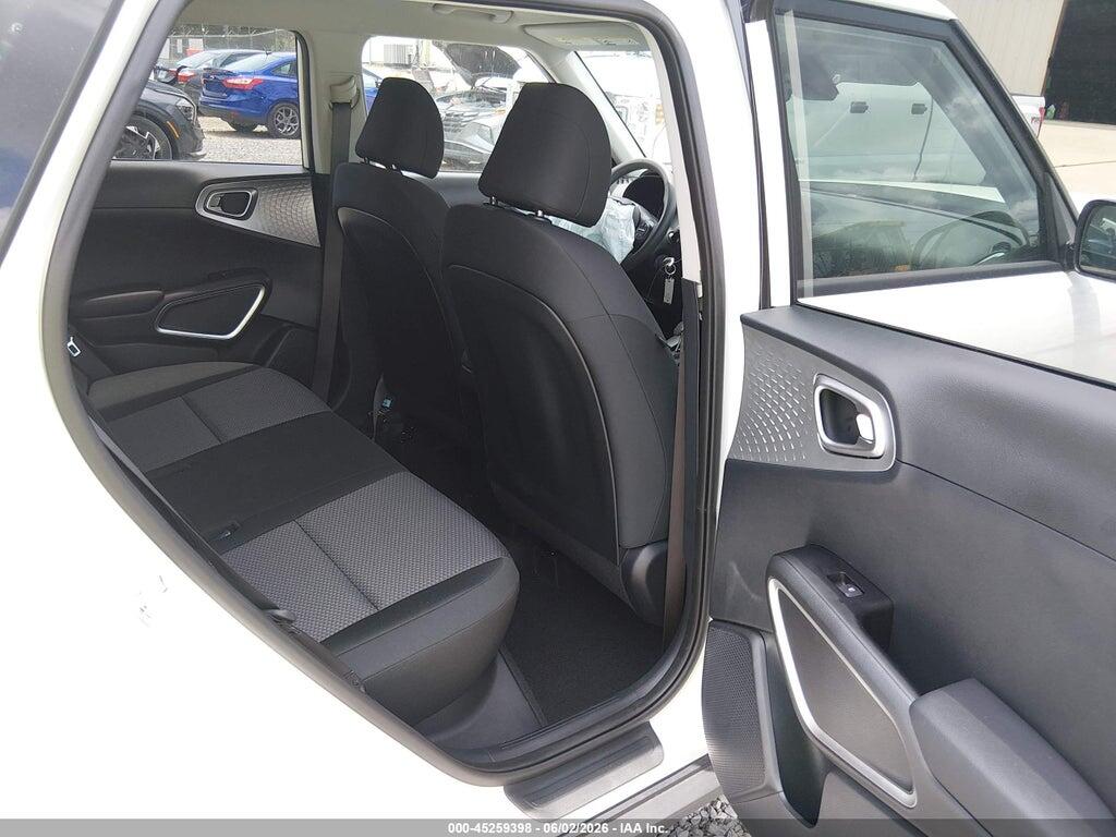 KNDJ23AU0S7967977 2025 KIA SOUL photo no. 8