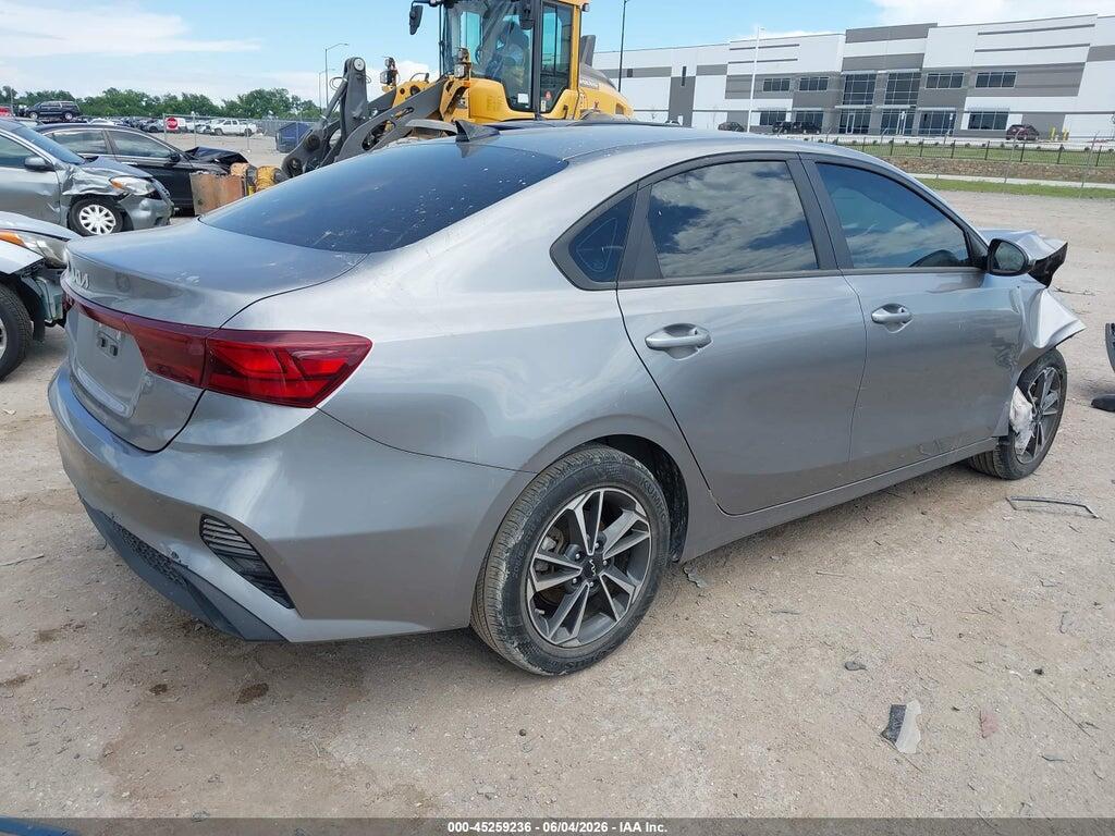 3KPF24AD3PE566510 2023 KIA FORTE photo no. 4