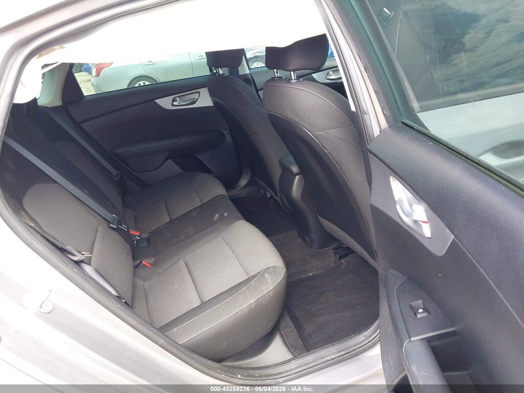 3KPF24AD3PE566510 2023 KIA FORTE photo no. 8