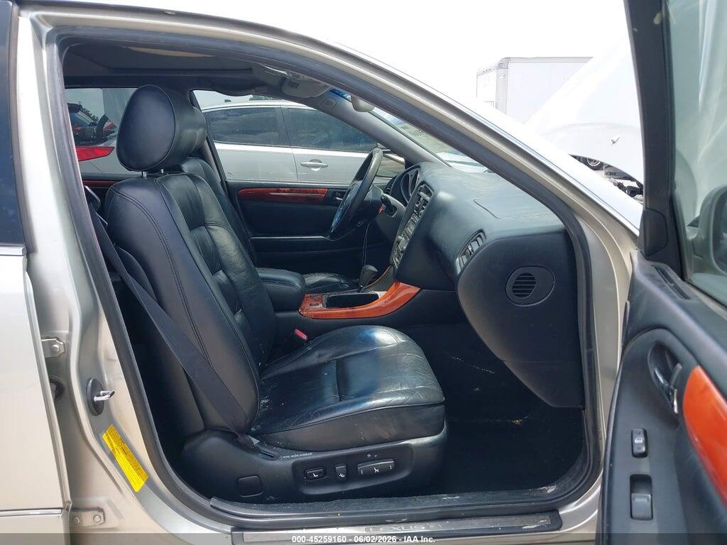JT8BD69S520173261 2002 LEXUS GS photo no. 5