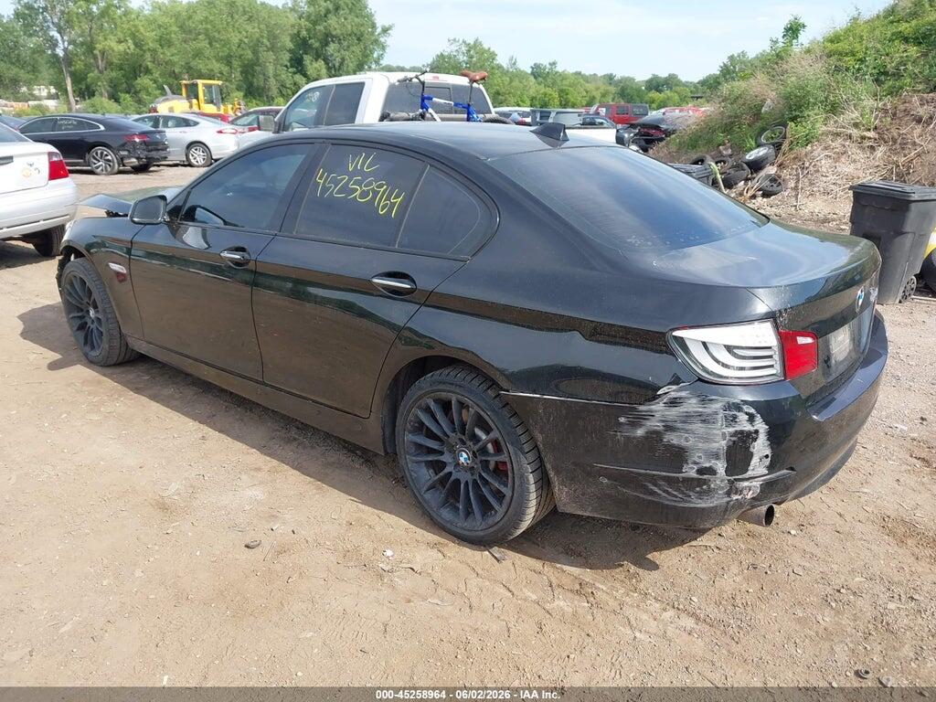 WBAFR9C5XCDX78960 2012 BMW 550I photo no. 3