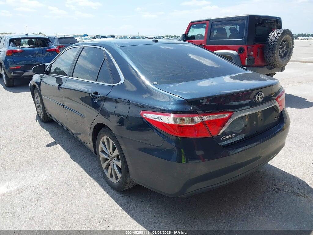 4T1BF1FK4GU586416 2016 TOYOTA CAMRY photo no. 3