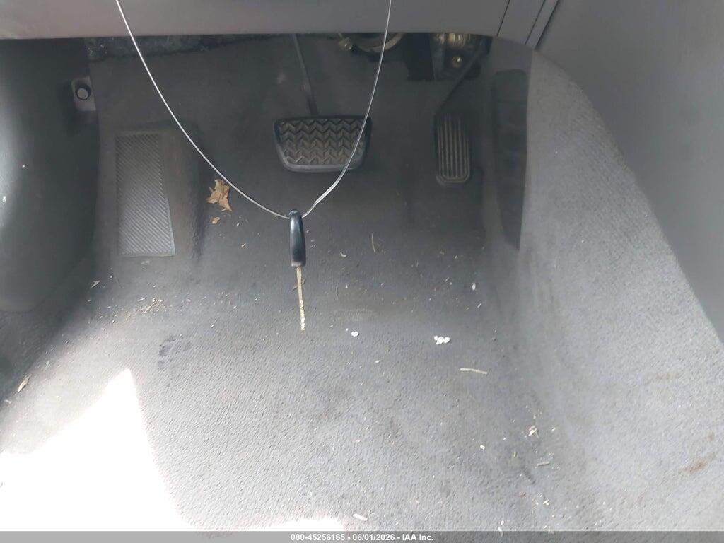 4T1CE38P06U677483 2006 TOYOTA CAMRY SOLARA photo no. 11