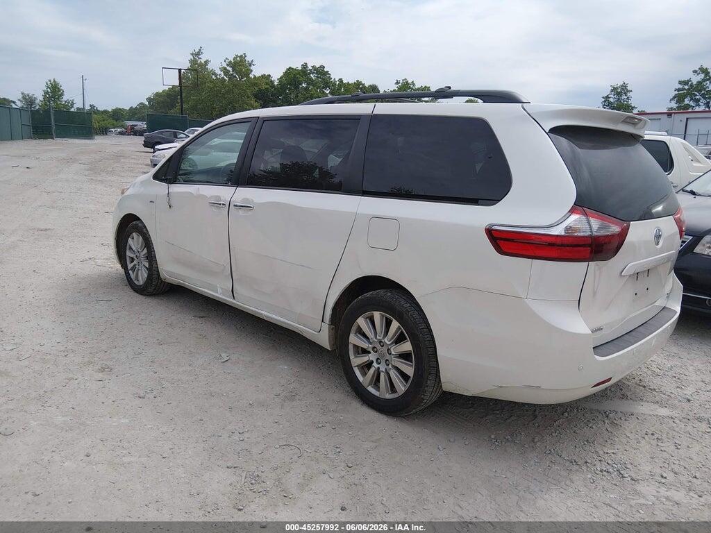 5TDDZ3DC5HS148392 2017 TOYOTA SIENNA photo no. 3