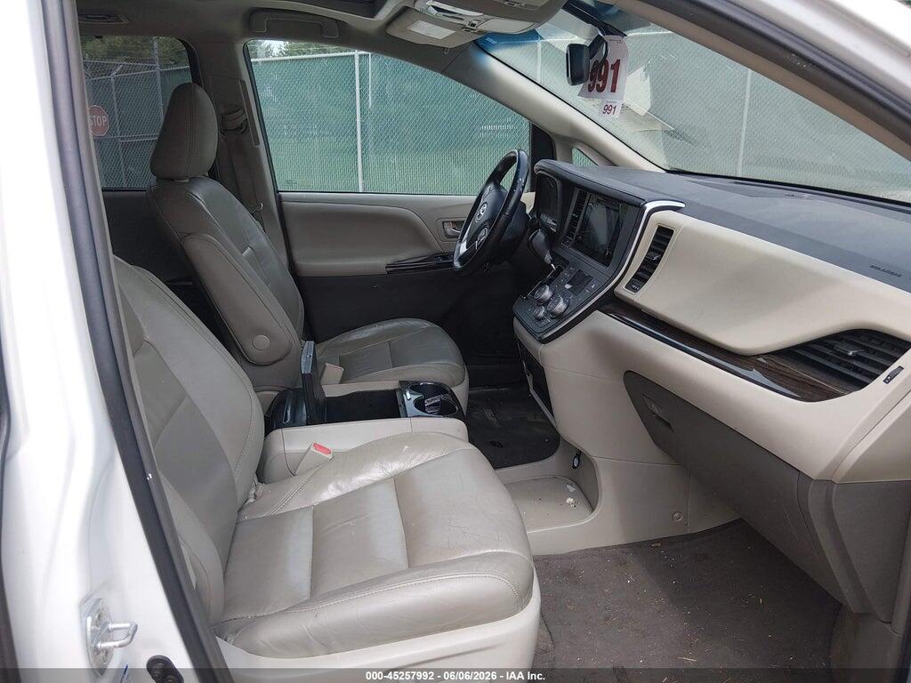 5TDDZ3DC5HS148392 2017 TOYOTA SIENNA photo no. 5