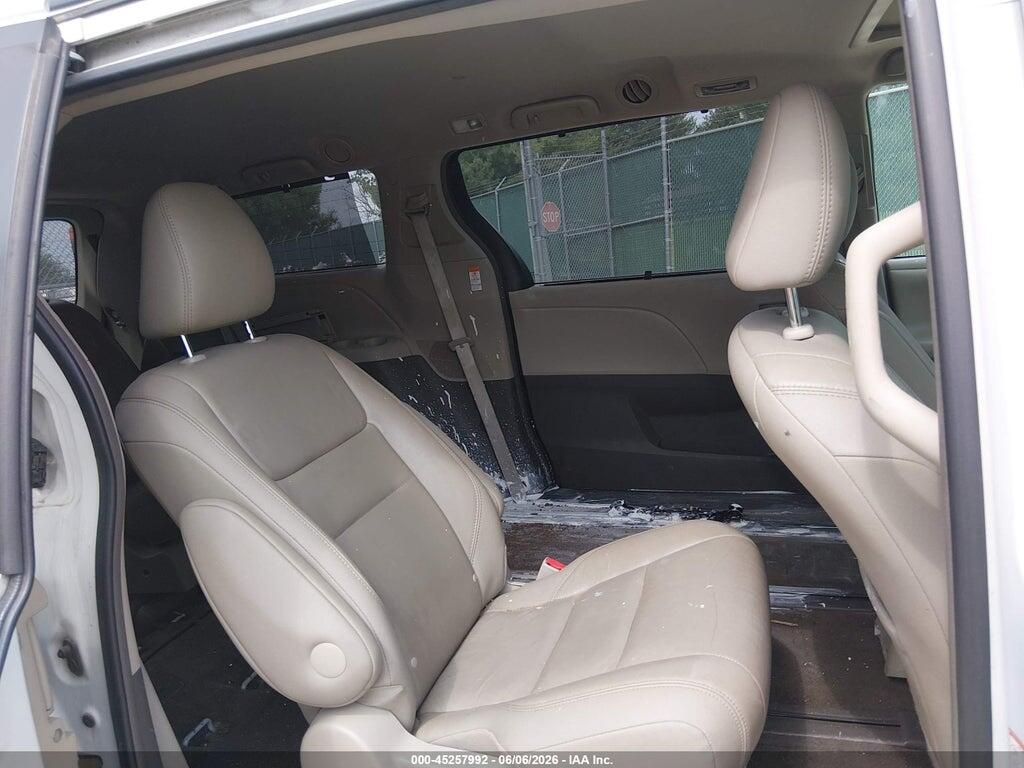 5TDDZ3DC5HS148392 2017 TOYOTA SIENNA photo no. 8
