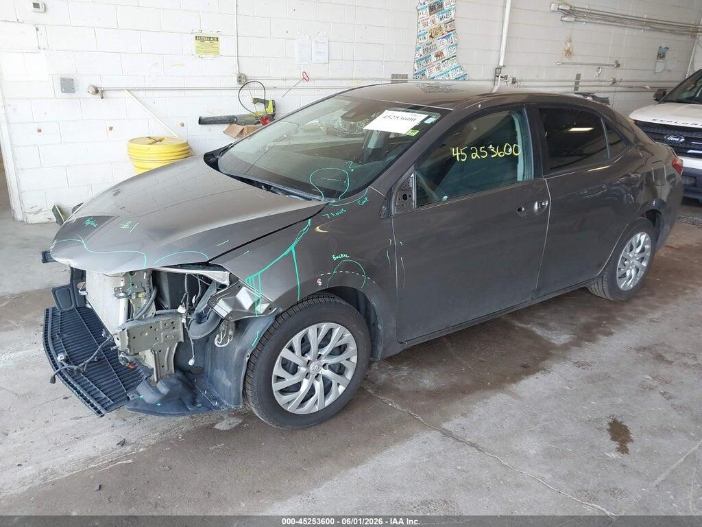 5YFBURHE8JP820478 2018 TOYOTA COROLLA photo no. 2
