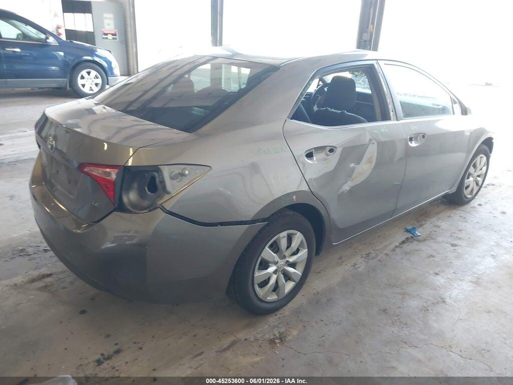 5YFBURHE8JP820478 2018 TOYOTA COROLLA photo no. 4