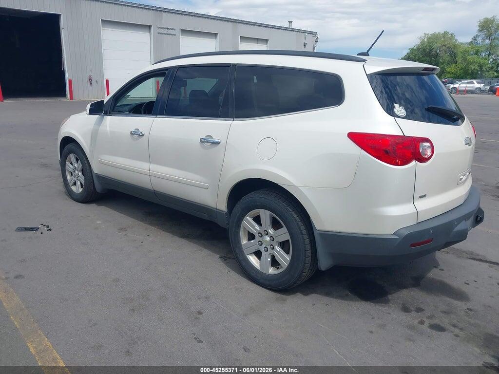 1GNKVJED4BJ362459 2011 CHEVROLET TRAVERSE photo no. 3