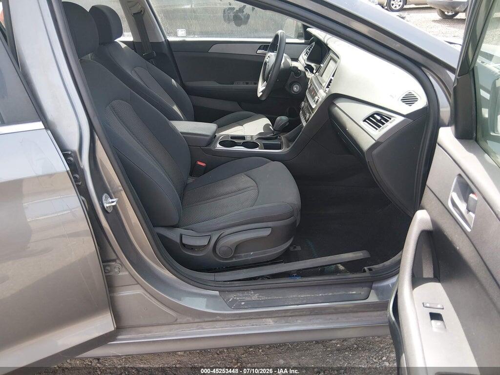 5NPE24AF3KH743610 2019 HYUNDAI SONATA photo no. 5