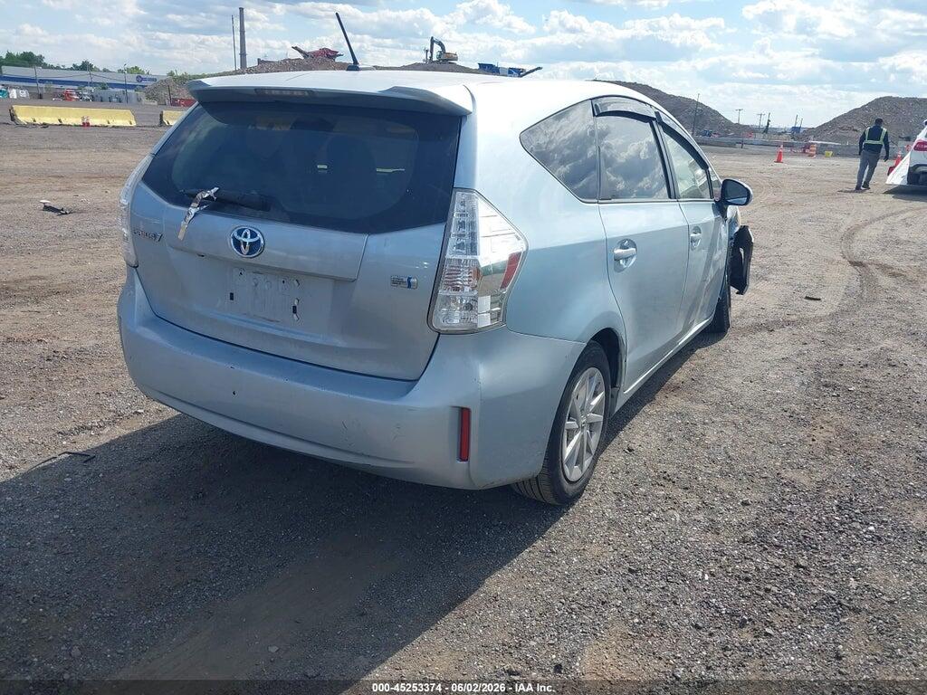 JTDZN3EU3D3259026 2013 TOYOTA PRIUS V photo no. 4