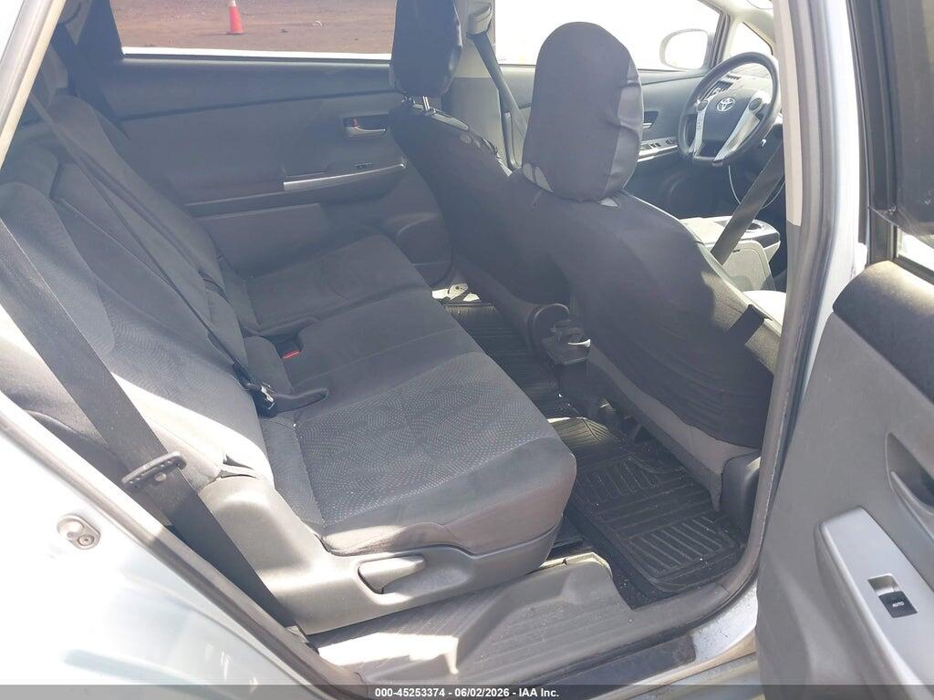 JTDZN3EU3D3259026 2013 TOYOTA PRIUS V photo no. 8