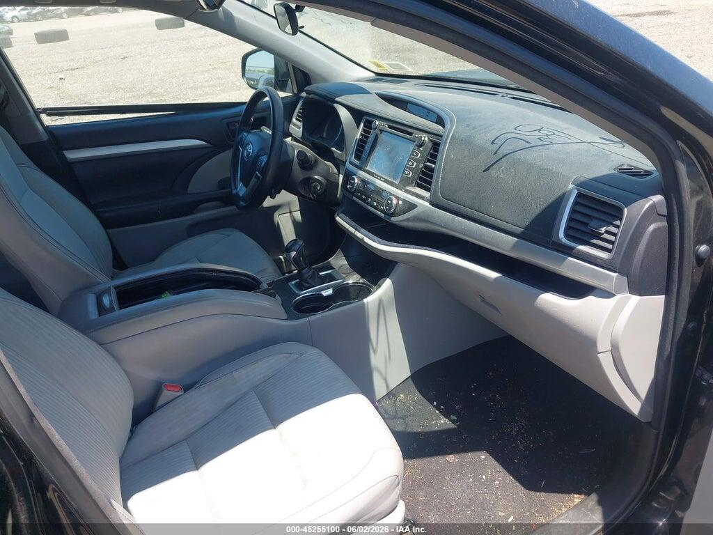 5TDBZRFH5JS815891 2018 TOYOTA HIGHLANDER photo no. 5