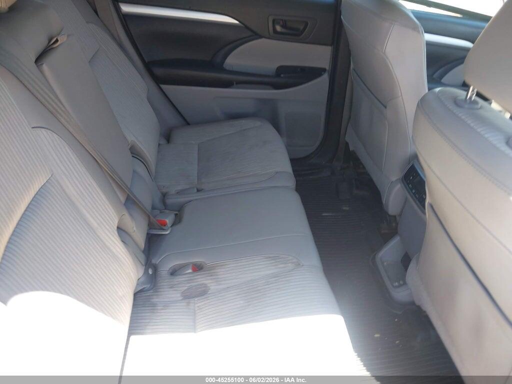 5TDBZRFH5JS815891 2018 TOYOTA HIGHLANDER photo no. 8