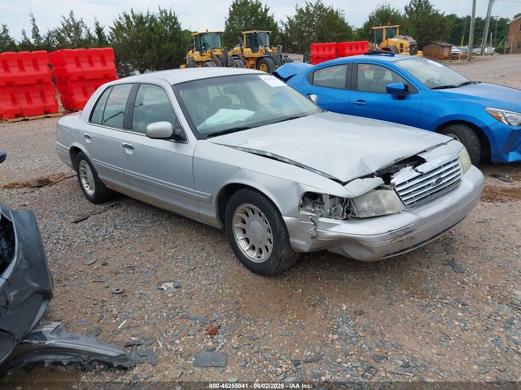 2FAFP74W1YX184185 2000 FORD CROWN VICTORIA photo no. 1