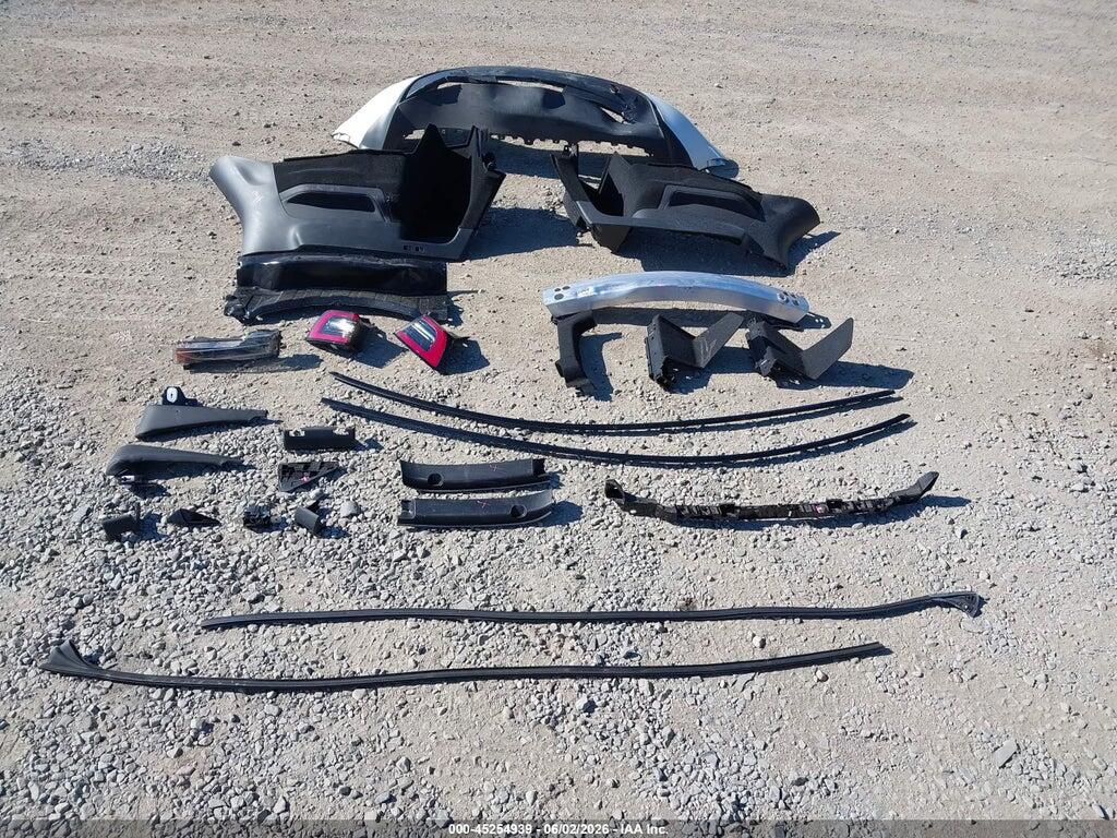 7SAYGAEE5PF806780 2023 TESLA MODEL Y photo no. 12