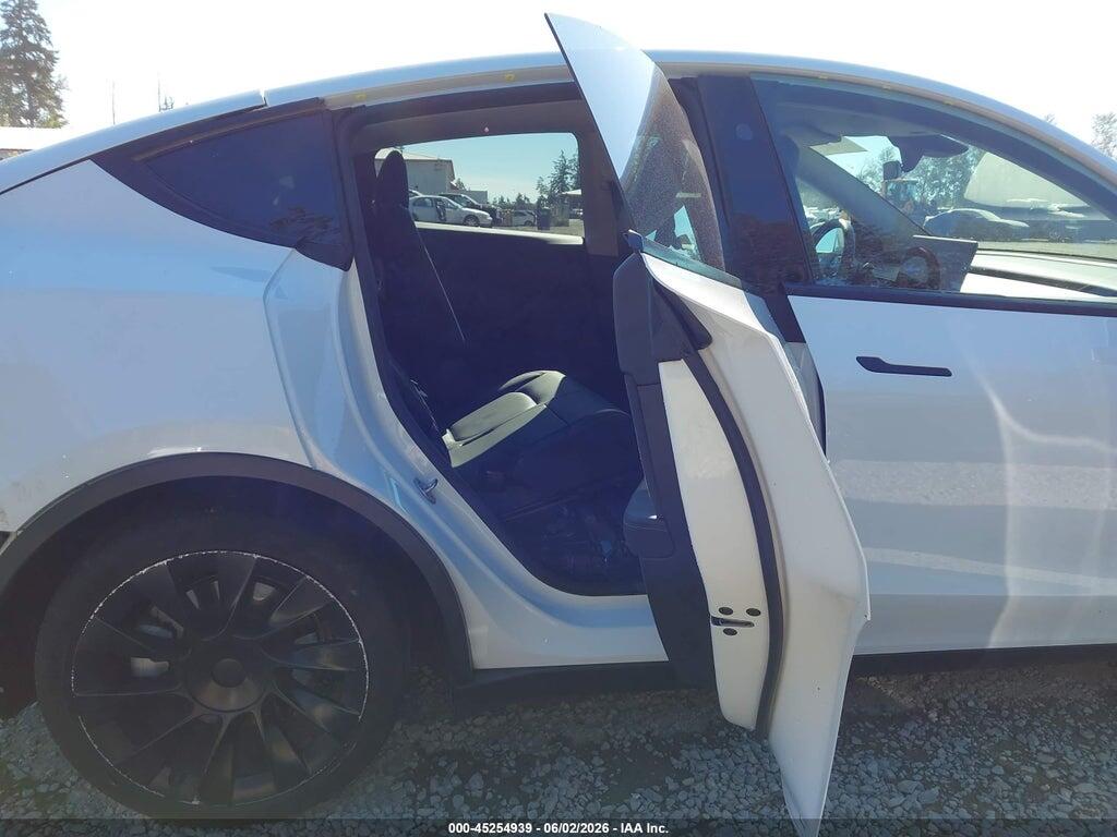 7SAYGAEE5PF806780 2023 TESLA MODEL Y photo no. 8