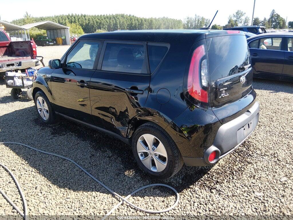 KNDJN2A20G7370948 2016 KIA SOUL photo no. 3