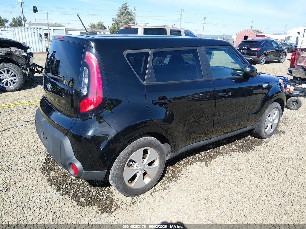 KNDJN2A20G7370948 2016 KIA SOUL photo no. 4