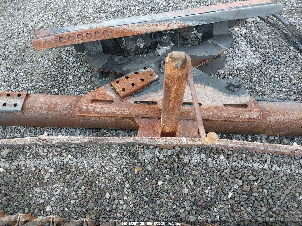 12345678901234567 2005 BOBCAT ROLLER BRUSH photo no. 8