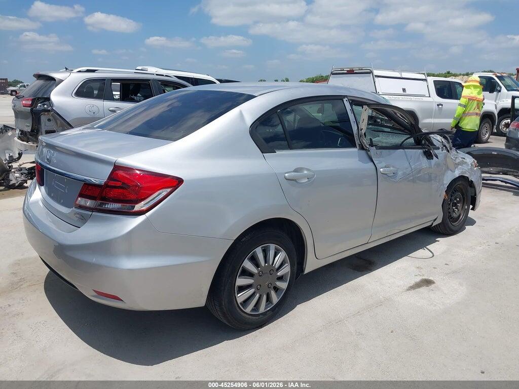 19XFB2F57FE060733 2015 HONDA CIVIC photo no. 4