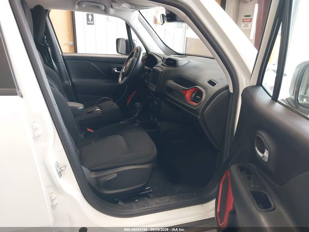 ZACNJBC12LPL76441 2020 JEEP RENEGADE photo no. 5