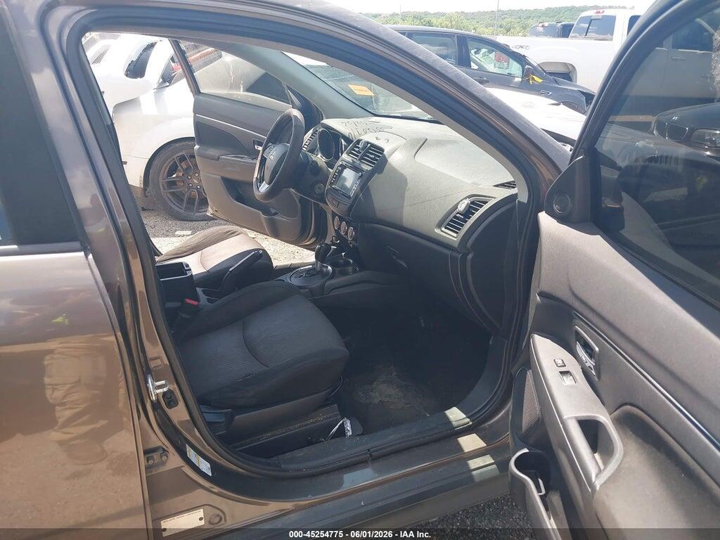 JA4AR3AU8HZ070425 2017 MITSUBISHI OUTLANDER SPORT photo no. 5