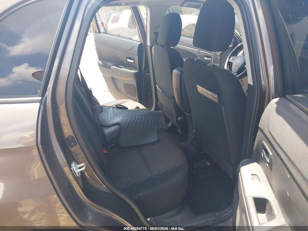 JA4AR3AU8HZ070425 2017 MITSUBISHI OUTLANDER SPORT photo no. 8