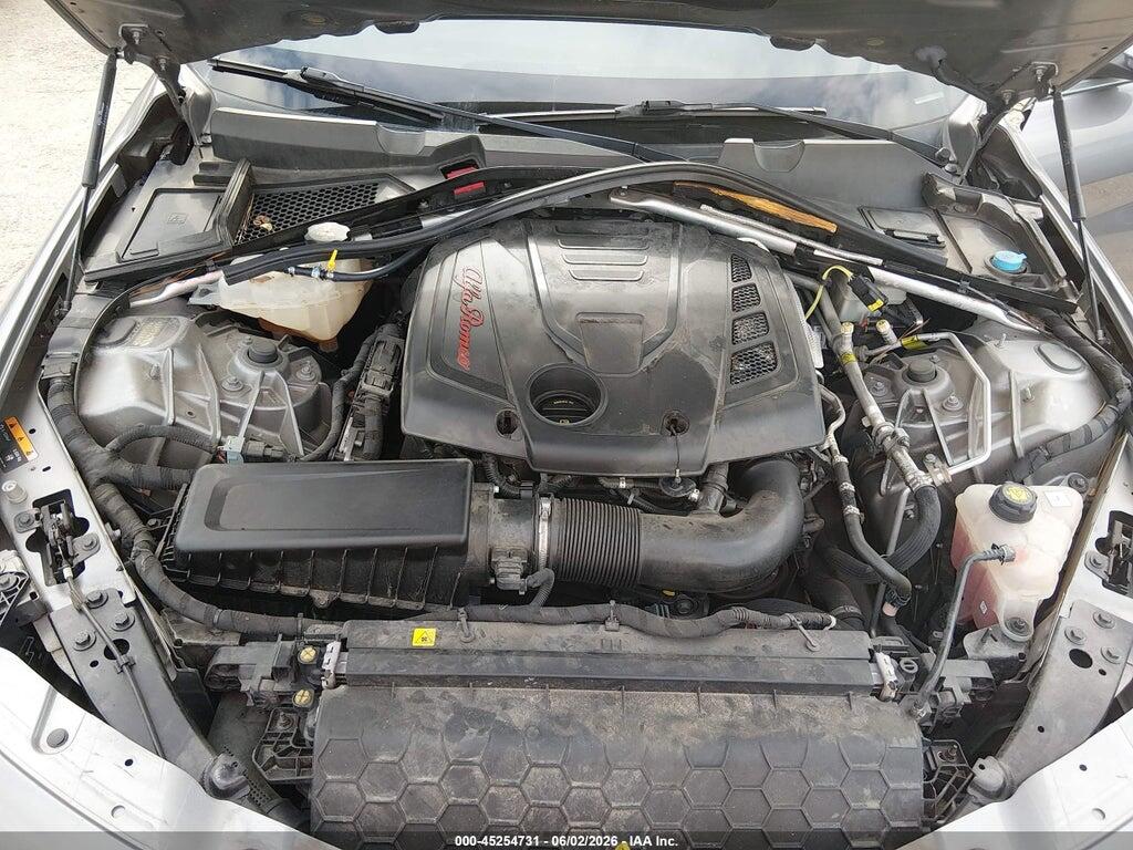 ZARFAEBNXJ7568025 2018 ALFA ROMEO GIULIA photo no. 10
