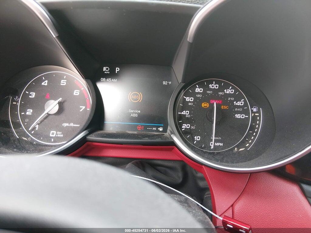 ZARFAEBNXJ7568025 2018 ALFA ROMEO GIULIA photo no. 7