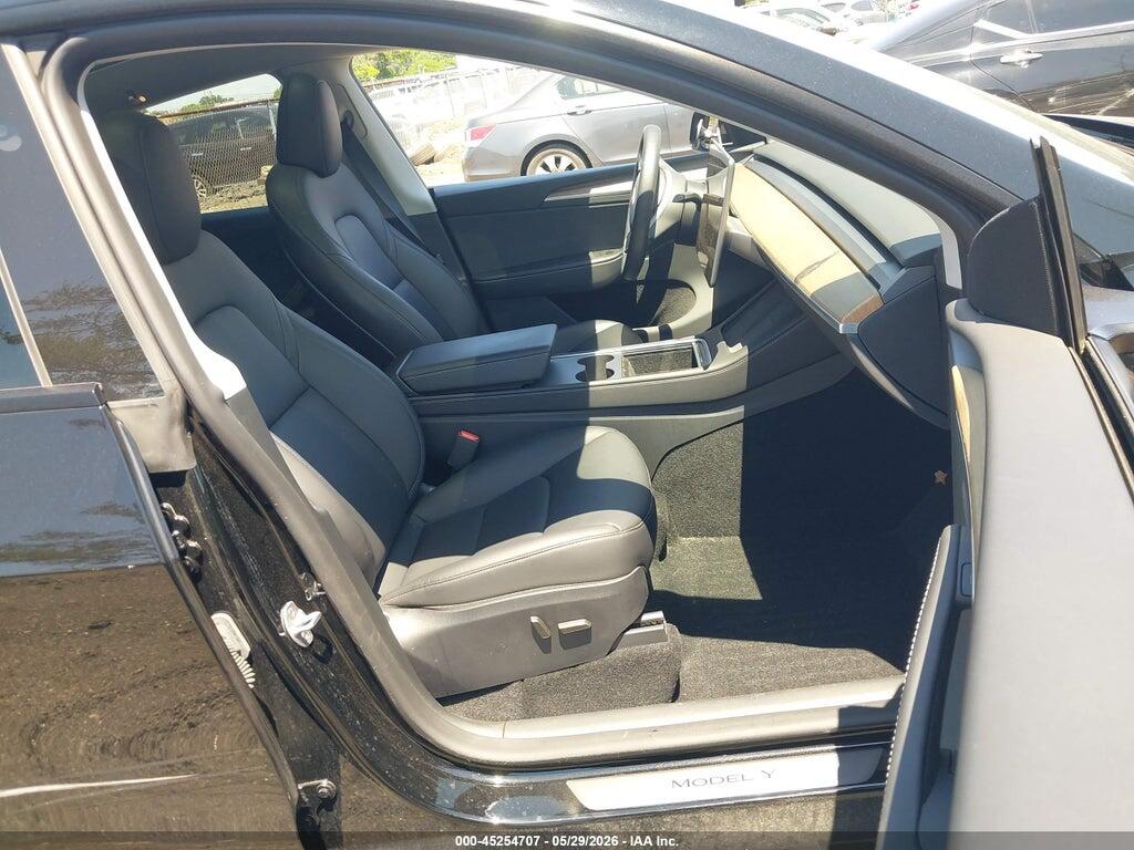 7SAYGDEE3RA244587 2024 TESLA MODEL Y photo no. 5