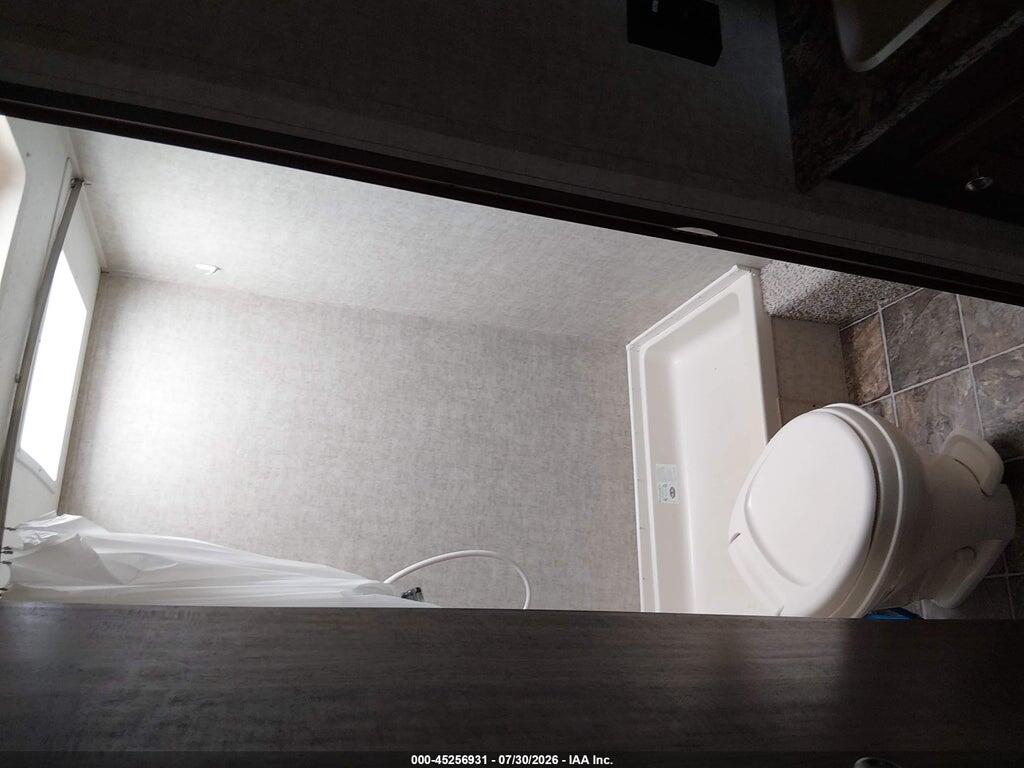 4YDT18513F7204864 2015 KEYSTONE HIDEOUT photo no. 11