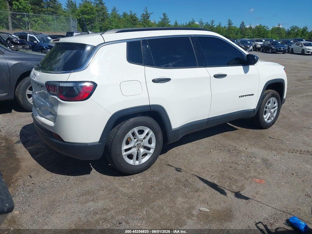 3C4NJDAB0MT599033 2021 JEEP COMPASS photo no. 4