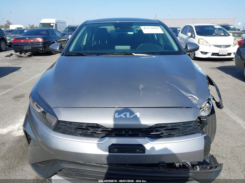 3KPF24AD3RE837052 2024 KIA FORTE photo no. 12