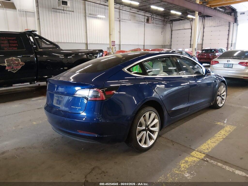 5YJ3E1EB9JF147693 2018 TESLA MODEL 3 photo no. 4