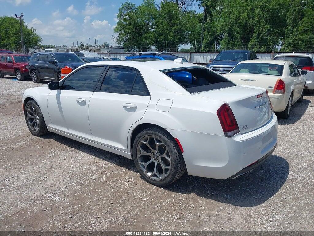 2C3CCABG1JH264236 2018 CHRYSLER 300 photo no. 3