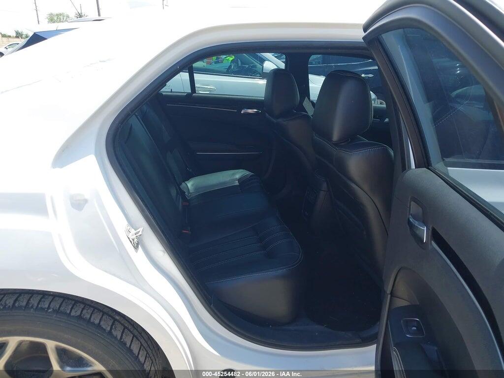 2C3CCABG1JH264236 2018 CHRYSLER 300 photo no. 8
