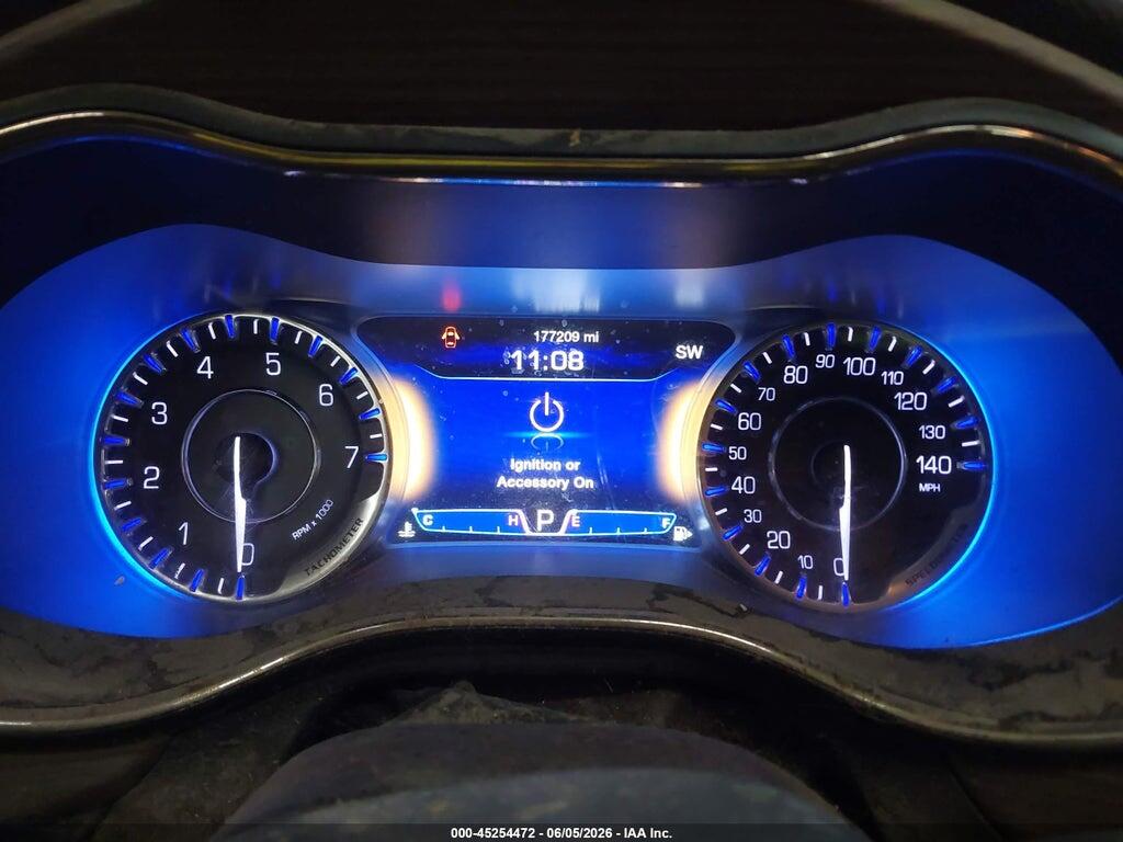 1C3CCCCBXFN564712 2015 CHRYSLER 200 photo no. 7