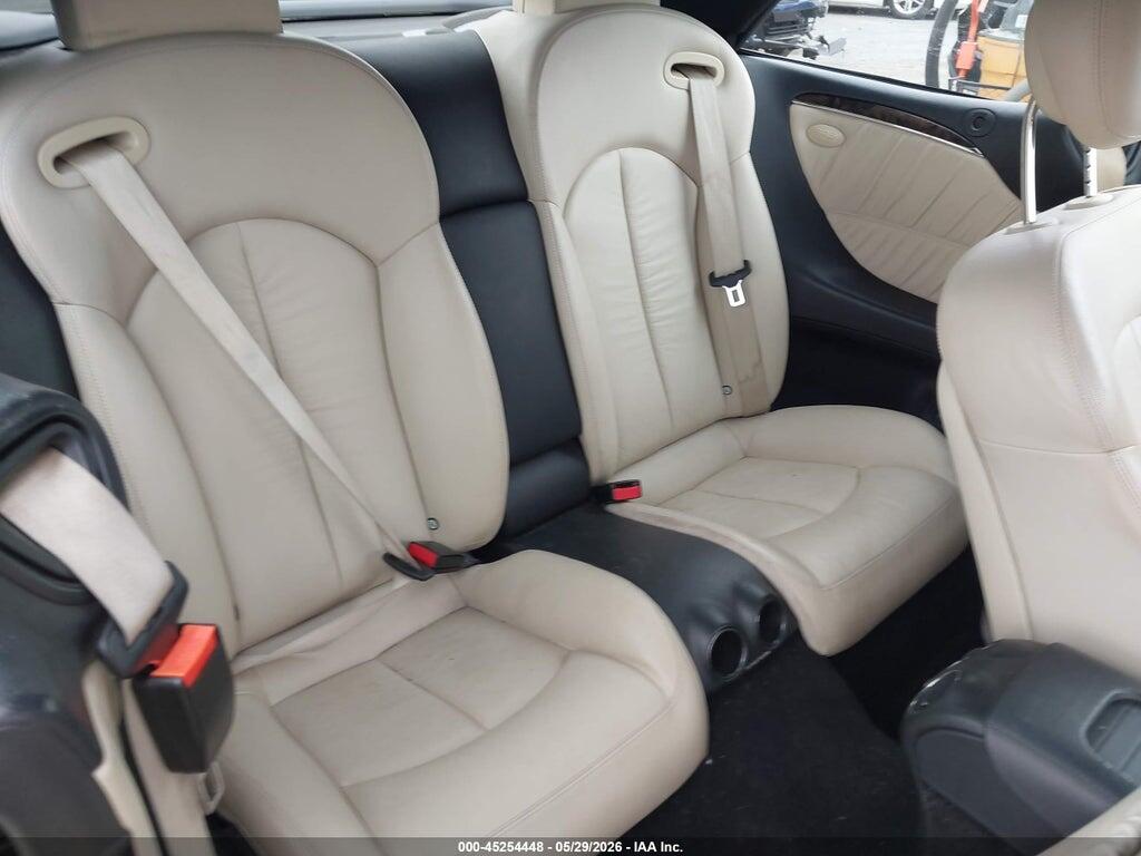 WDBTK56GX7T075935 2007 MERCEDES-BENZ CLK 350 photo no. 8