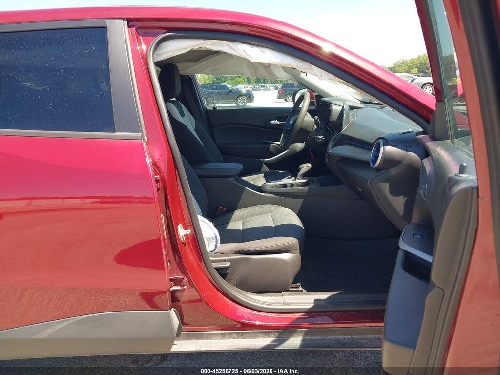 KL77LFEP5SC091490 2025 CHEVROLET TRAX photo no. 5