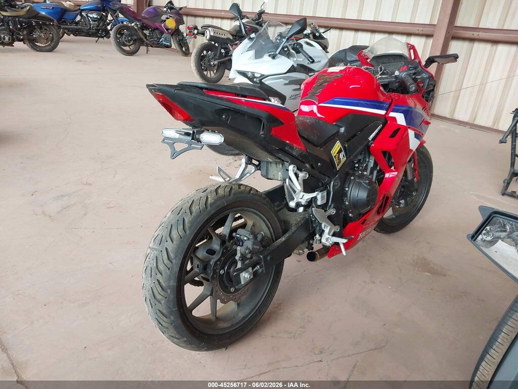 MLHPC7051S5101111 2025 HONDA CBR500 photo no. 4