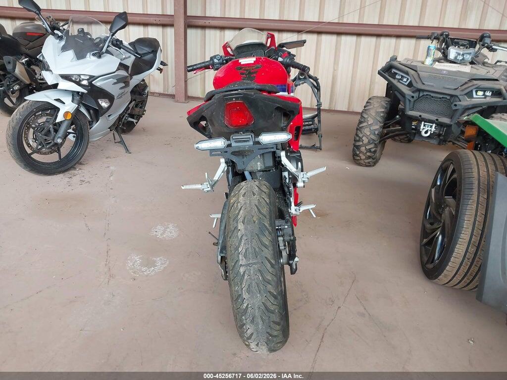 MLHPC7051S5101111 2025 HONDA CBR500 photo no. 6