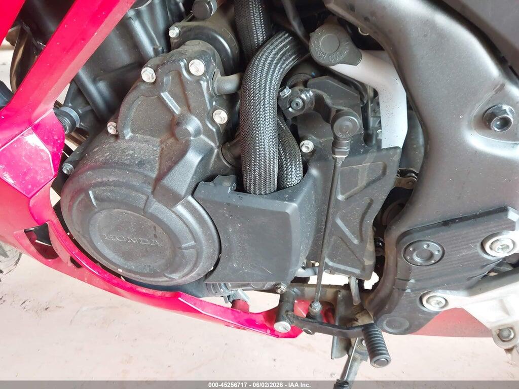 MLHPC7051S5101111 2025 HONDA CBR500 photo no. 9
