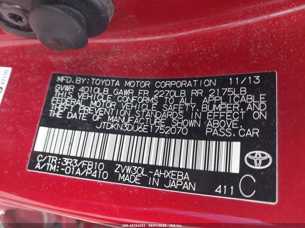 JTDKN3DU6E1752070 2014 TOYOTA PRIUS photo no. 9
