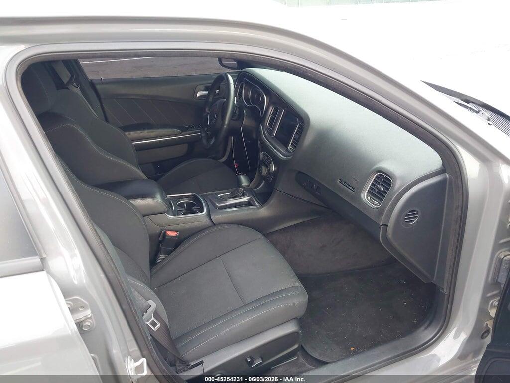 2C3CDXGJ8JH157303 2018 DODGE CHARGER photo no. 5