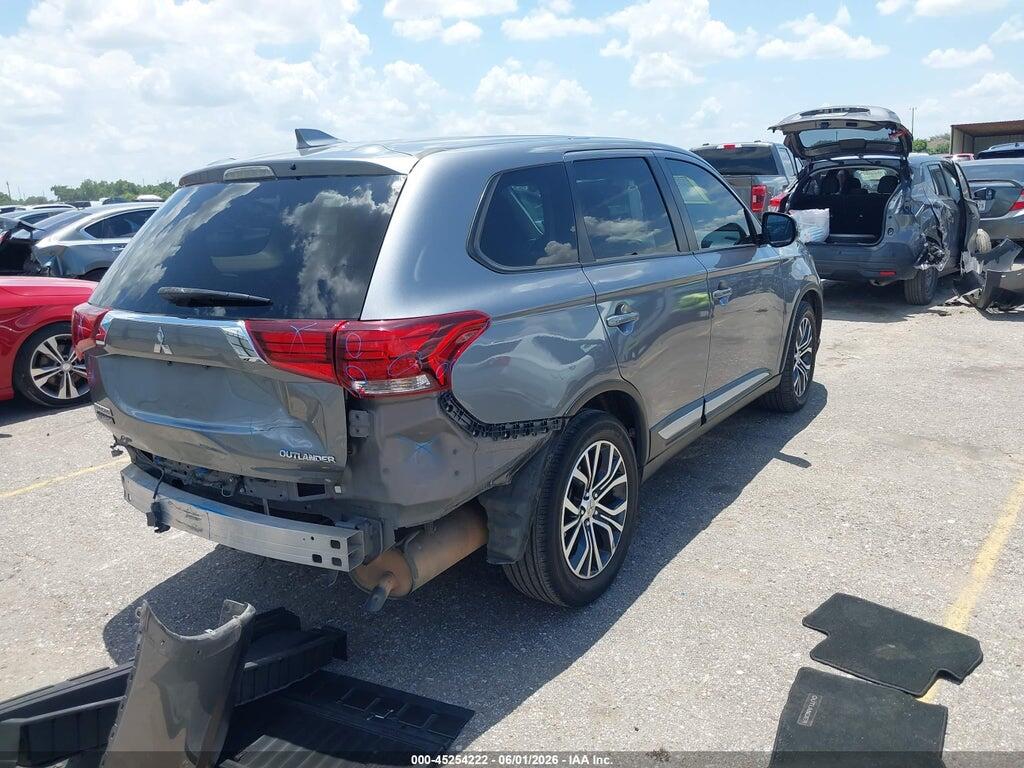 JA4AD3A35JJ004294 2018 MITSUBISHI OUTLANDER photo no. 4