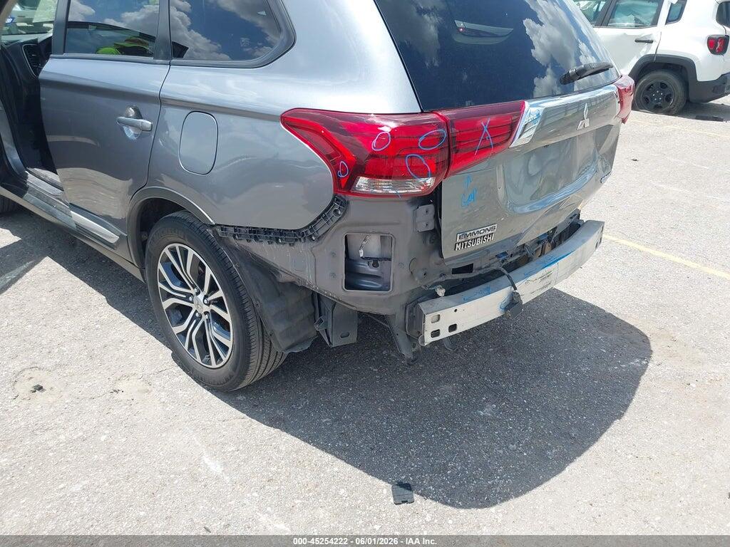 JA4AD3A35JJ004294 2018 MITSUBISHI OUTLANDER photo no. 6