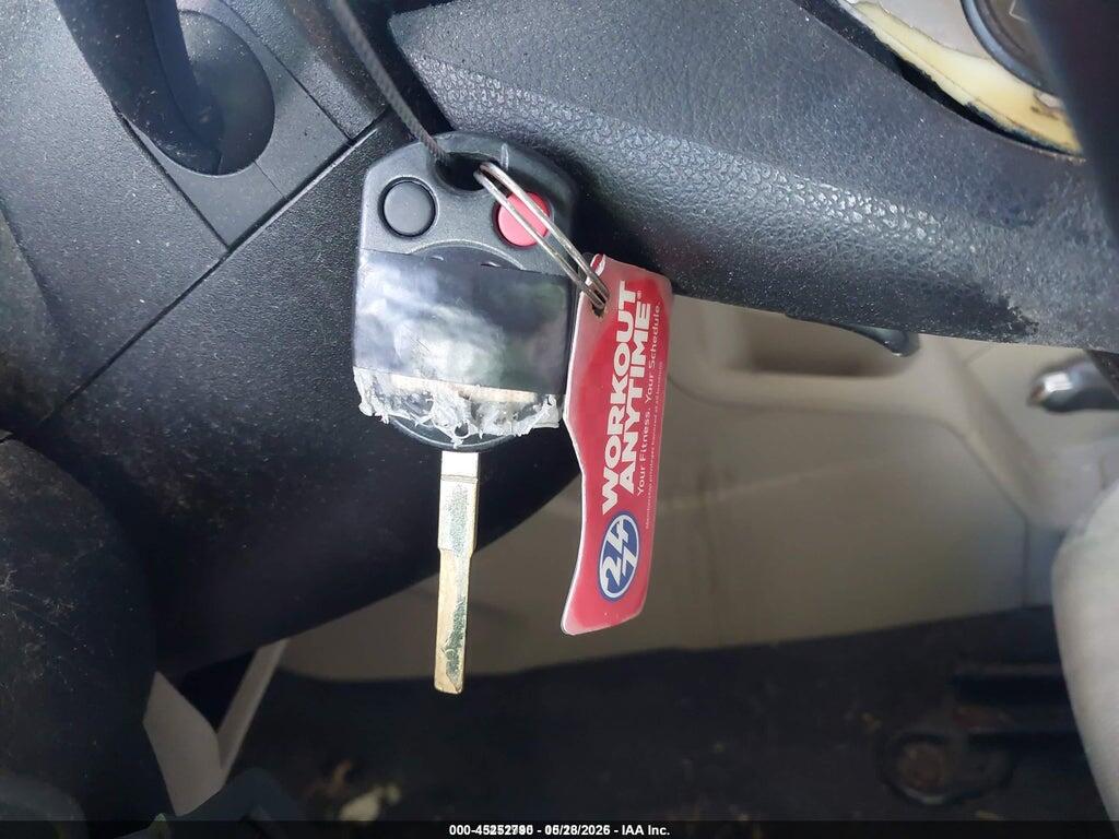 1FAHP3F21CL225044 2012 FORD FOCUS photo no. 11